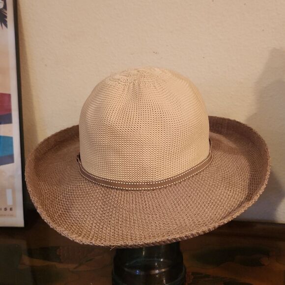 Wallaroo Victoria Two Toned Hat main image 6